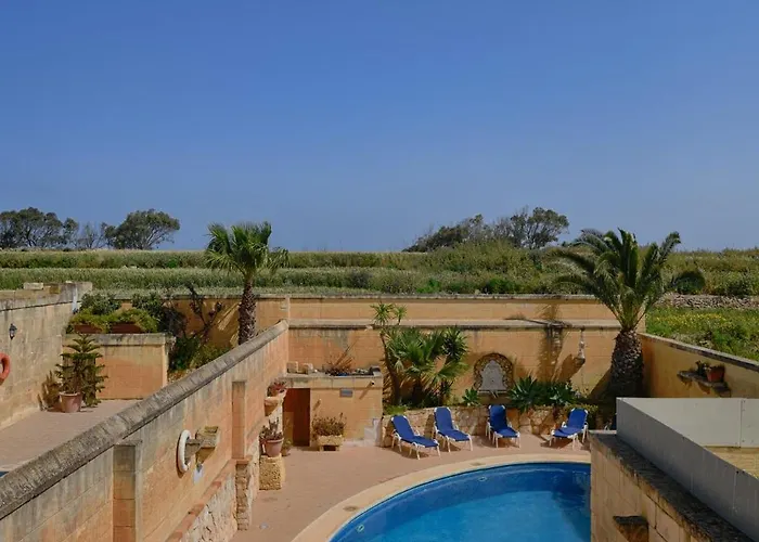 Vila Razzett Ta' Twil Għarb