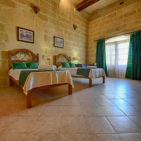 Vilă Razzett Ta' Twil Għarb