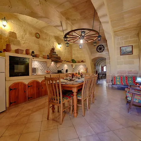 Villa Razzett Ta' Twil