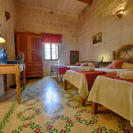 Razzett Ta' Twil Gharb (Gozo)