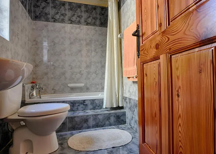 Razzett Ta' Twil * Għarb